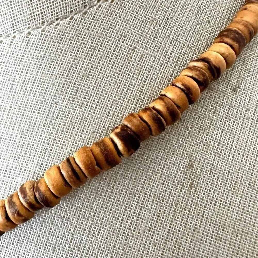 Bone cross coconut shell beaded pendent necklace
